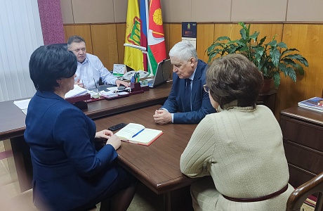 Глава Мокшанского района Н.Н.Тихомиров провел совещание в поддержку развития первичной организации «Движение первых» на территории Мокшанского района. Глава Мокшанского района Н.Н.Тихомиров провел совещание в поддержку развития первичной организации «Движение первых» на территории Мокшанского района.