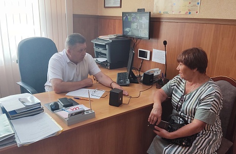 Глава Мокшанского района провел личный прием граждан.