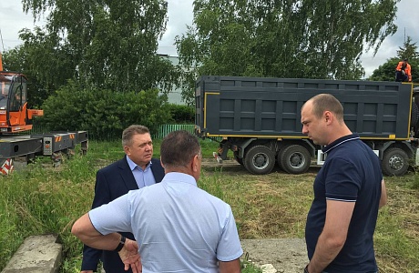 Глава Мокшанского района Н.Н.Тихомиров проконтролировал благоустройство территории Нечаевского сельсовета.