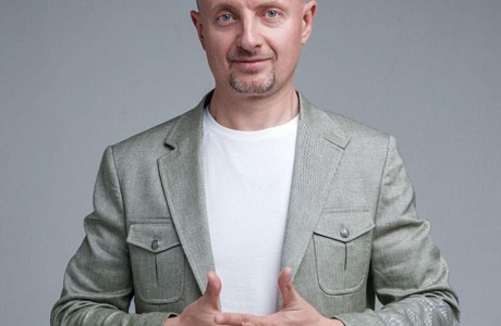 Как стать известным брендом за 24 часа