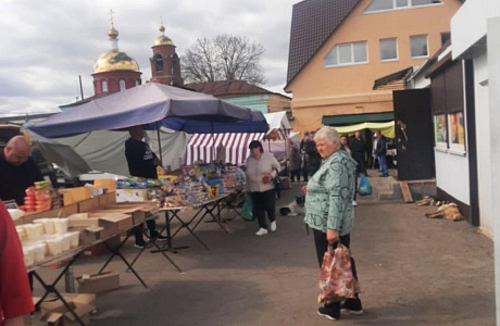 Проведен мониторинг цен на социально значимые продовольственные товары сезонной ярмарки Проведен мониторинг цен на социально значимые продовольственные товары сезонной ярмарки