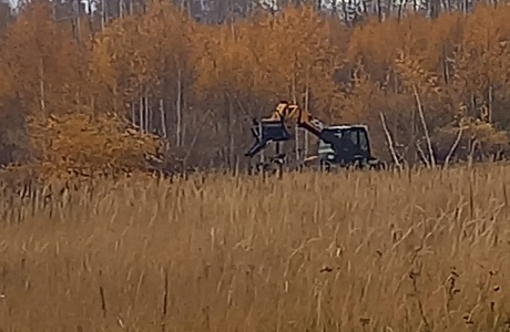 В Мокшанском районе после окончания уборочных работ, сельскохозяйственные предприятия активно занимаются подготовкой почвы под сев яровых культур и вводом в оборот залежных земель.