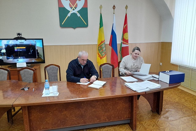 Прошло заседание комиссии по рассмотрению бизнес-планов и заключению социальных контрактов
