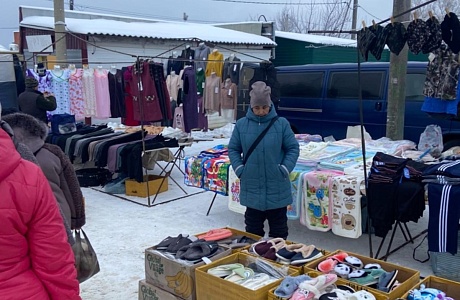 Проведен рейд по сезонной ярмарке Мокшанского района