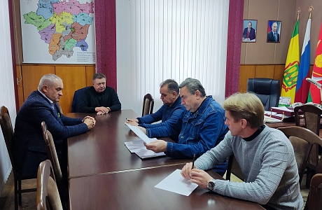 12.10.2023 в администрации Мокшанского района провели Градосовет. 12.10.2023 в администрации Мокшанского района провели Градосовет.