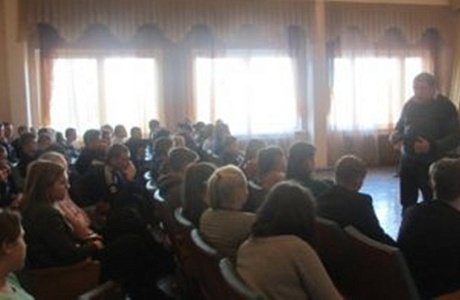 Проведена встреча учащихся МБОУСОШ с. Нечаевка с Дегтярем С.И. Проведена встреча учащихся МБОУСОШ с. Нечаевка с Дегтярем С.И.