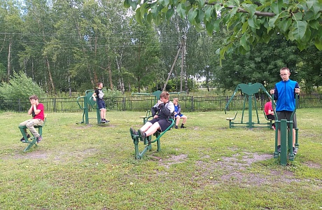 С 15 июля в Мокшанском районе начали работу объекты спорта, продолжаются занятия на уличных спортивных площадках. С 15 июля в Мокшанском районе начали работу объекты спорта, продолжаются занятия на уличных спортивных площадках.