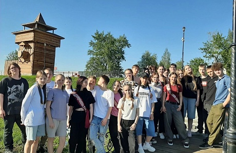 Мокшанские достопримечательности посетили выпускники школы города Пенза