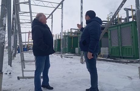 Начальник отдела по развитию сельского хозяйства администрации Мокшанского района Долженков В.Н. посетил ООО «Мокшанские розы» Начальник отдела по развитию сельского хозяйства администрации Мокшанского района Долженков В.Н. посетил ООО «Мокшанские розы»