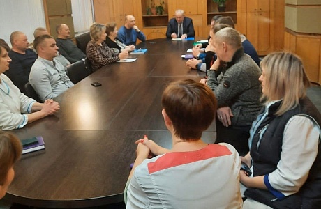 Прошла встреча трудового коллектива ООО «Невский кондитер» с заместителем главы администрации Мокшанского района - начальником отдела экономики, земельных и имущественных отношений Алексеем Кузнецовым. Прошла встреча трудового коллектива ООО «Невский кондитер» с заместителем главы администрации Мокшанского района - начальником отдела экономики, земельных и имущественных отношений Алексеем Кузнецовым.