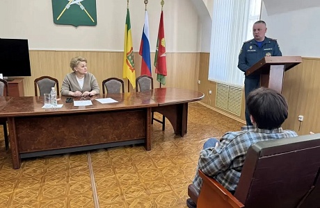 Внеочередное заседание комиссии по предупреждению и ликвидации чрезвычайных ситуаций, обеспечению пожарной безопасности и безопасности людей на водных объектах Мокшанского района