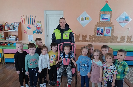 В МБДОУ ДС "Малышок" р.п.Мокшан Мокшанского района проведена профилактическая акция «Автокресло – детям!». В МБДОУ ДС "Малышок" р.п.Мокшан Мокшанского района проведена профилактическая акция «Автокресло – детям!».