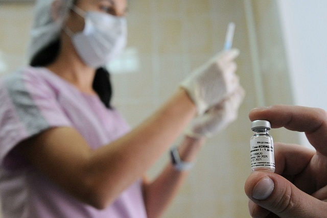 В Пензенской области введена обязательная вакцинация работников определенных сфер
