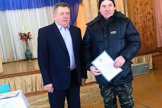 Глава Мокшанского района Н.Н.Тихомиров провел встречу с трудовым коллективом ООО «Полевое».