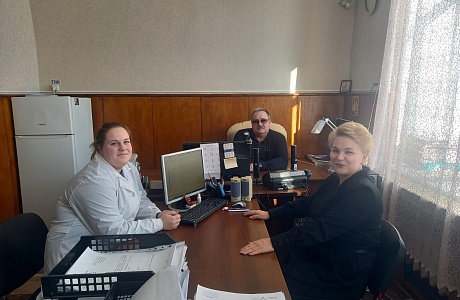 Глава Мокшанского района Решетченко А.В. посетила ГБУ ПО "Мокшанская районная станция по борьбе с болезнями животных" Глава Мокшанского района Решетченко А.В. посетила ГБУ ПО "Мокшанская районная станция по борьбе с болезнями животных"