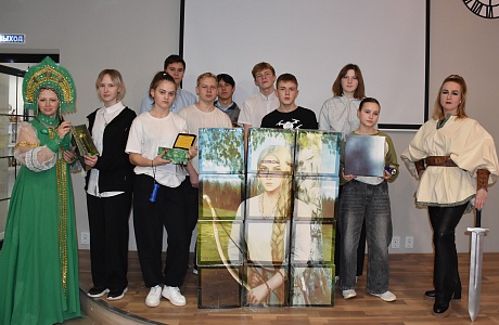 Проведена вечерняя экскурсия «Книгоходец»