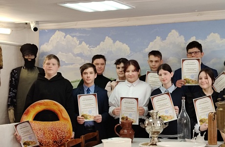 Прошло мероприятие по выпечке "сувенирный замочек"- символическое хлебобулочное изделие Прошло мероприятие по выпечке "сувенирный замочек"- символическое хлебобулочное изделие