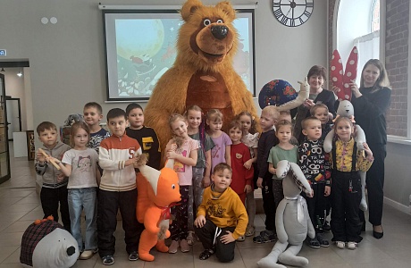 Сегодня гостями библиотеки стали воспитанники детского сада "Малышок". Сегодня гостями библиотеки стали воспитанники детского сада "Малышок".
