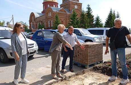 Глава Мокшанского района А.В. Решетченко провела рабочую планерку на объекте "Благоустройство Аллеи Трудовой Славы" Глава Мокшанского района А.В. Решетченко провела рабочую планерку на объекте "Благоустройство Аллеи Трудовой Славы"