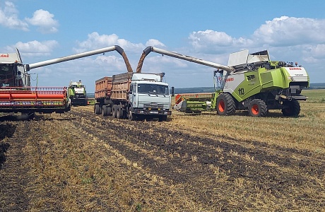 В Мокшанском районе набирает ход уборочная кампания! В Мокшанском районе набирает ход уборочная кампания!