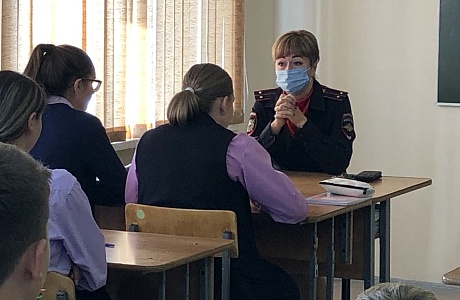 17 сентября с учащимися 8 «а» класса МБОУ СОШ 1 состоялся откровенный разговор «Правомерный досуг подростка. Маршруты выходного дня». 17 сентября с учащимися 8 «а» класса МБОУ СОШ 1 состоялся откровенный разговор «Правомерный досуг подростка. Маршруты выходного дня».