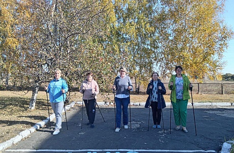 В Мокшанском районе прошли мероприятия, посвященные Всероссийскому дню ходьбы, который  проводится в первые выходные октября, начиная с 2015 года.