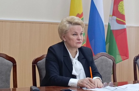 Глава Мокшанского района Решетченко А.В. провела еженедельное оперативное совещание 