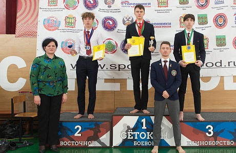 18 февраля в физкультурно-оздоровительном комплексе рабочего поселка Мокшан прошли открытые областные соревнования по восточному боевому единоборству (спортивной дисциплине сётокан), посвященные памяти гвардии лейтенанта ВС РФ Владимира Киселева.