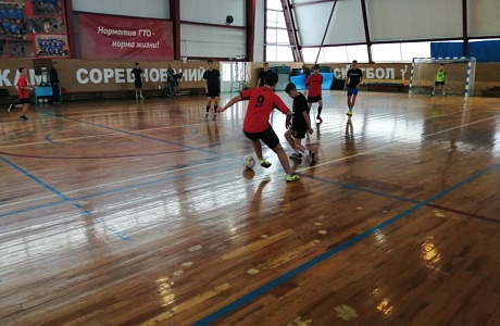 В Физкультурно-оздоровительном комплексе р.п. Мокшан с 21 по 25 ноября проходят игры зонального этапа Всероссийского проекта «Мини-футбол в школу». В Физкультурно-оздоровительном комплексе р.п. Мокшан с 21 по 25 ноября проходят игры зонального этапа Всероссийского проекта «Мини-футбол в школу».