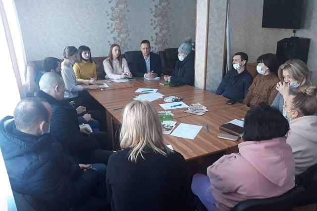 17 февраля 2021 года в актовом зале Управления социальной защиты населения администрации Мокшанского района состоялась встреча граждан, с которыми будет заключаться социальный контракт в 2021 году