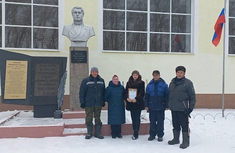 Завершилась реконструкция памятника первому русскому историческому романисту М. Н. Загоскину Завершилась реконструкция памятника первому русскому историческому романисту М. Н. Загоскину