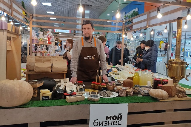 С 1 по 6 марта в торговом центре «Коллаж» проходит выставка продукции самозанятых.  