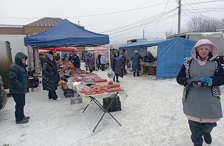 Проведен мониторинг цен на социально значимые продовольственные товары сезонной ярмарки