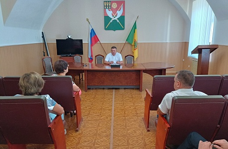 В администрации Мокшанского района прошло совещание по вопросу благоустройства модульных ФАП. В администрации Мокшанского района прошло совещание по вопросу благоустройства модульных ФАП.