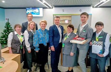 Открылся обновленный офис Сбербанка