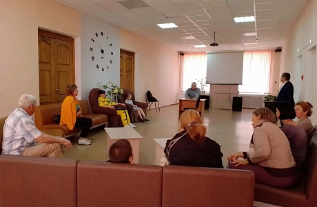 10 августа 2024 года в здании дома культуры с. Богородское  провел прием своих избирателей.