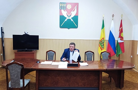 Глава Мокшанского района провел рабочее совещание Глава Мокшанского района провел рабочее совещание