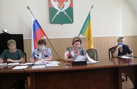 16.06.2021 года состоялось очередное заседание комиссии по делам несовершеннолетних и защите их прав Мокшанского района. 