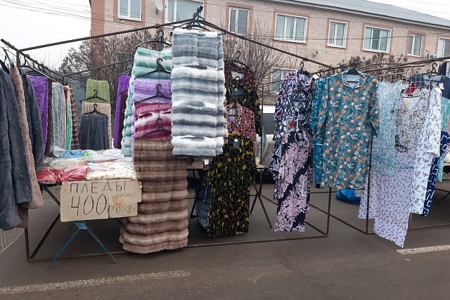 Проведен рейд по сезонной ярмарке Мокшанского района