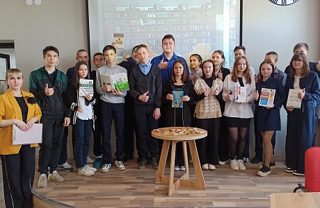 «Чистое поколение – 2024» состоялась ДЖЕНГА «Твоя жизнь — твой выбор».